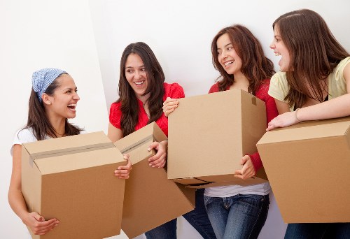 Local removal truck for flat and house moves
