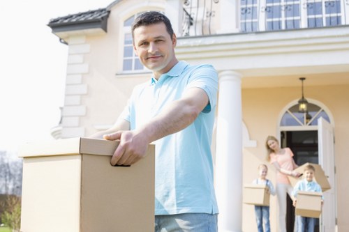 Residential and commercial moving support in Maida Hill